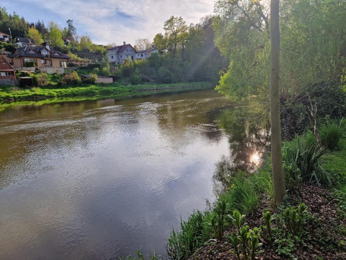 Chata Na Leto Nespeky Exteriör bild